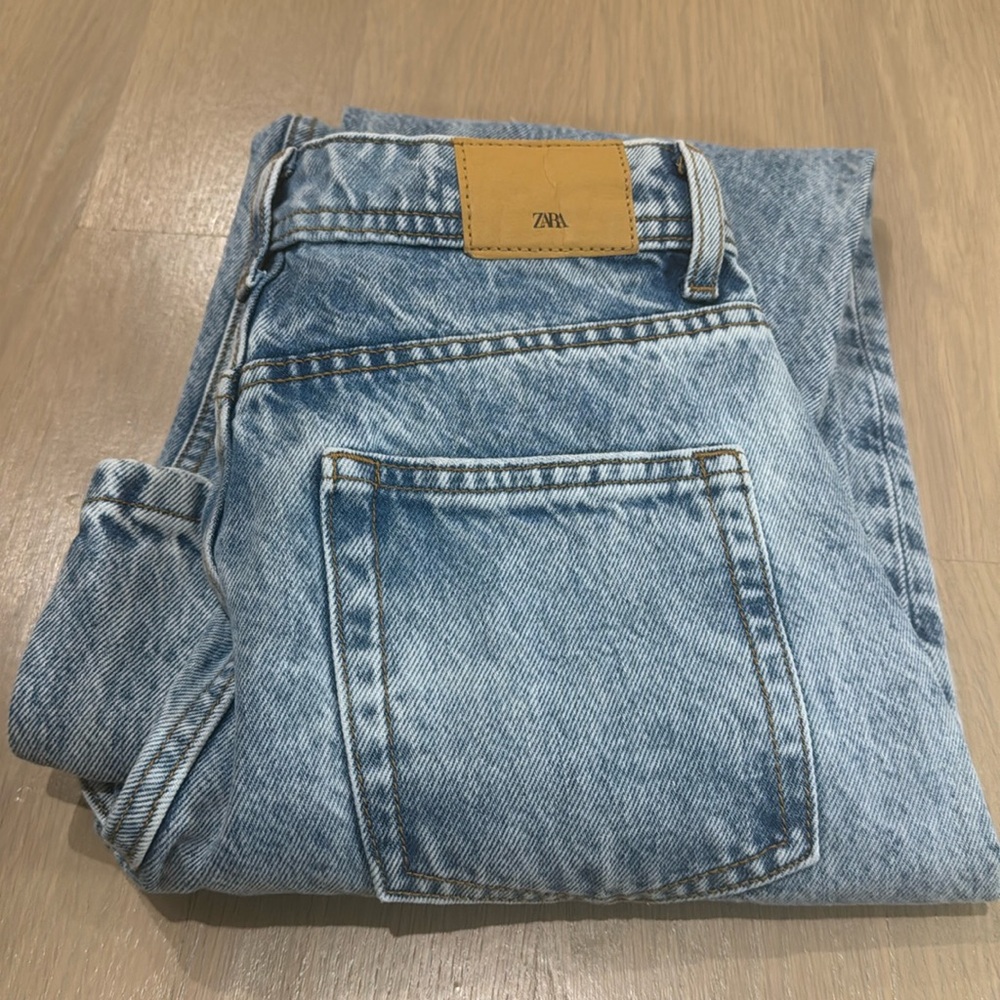 Zara jeans